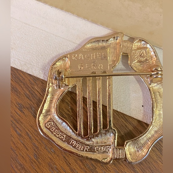 Israeli Artist Rachel Gera’s signed Vintage 1984 Golda Meir Club Brooch Pin - Picture 4 of 5